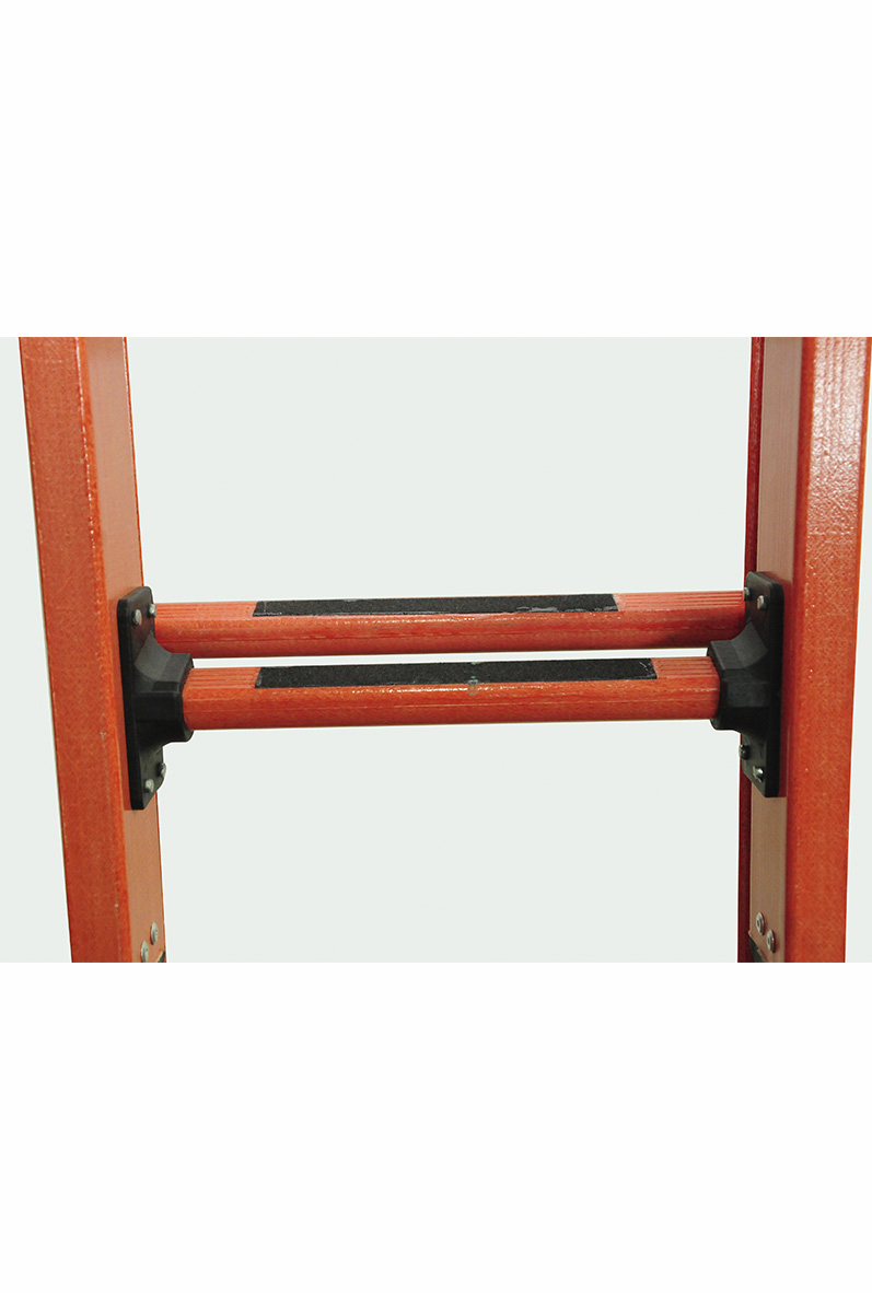 Insulated Riveted D-Rung Extension Ladder Imagem  - 4