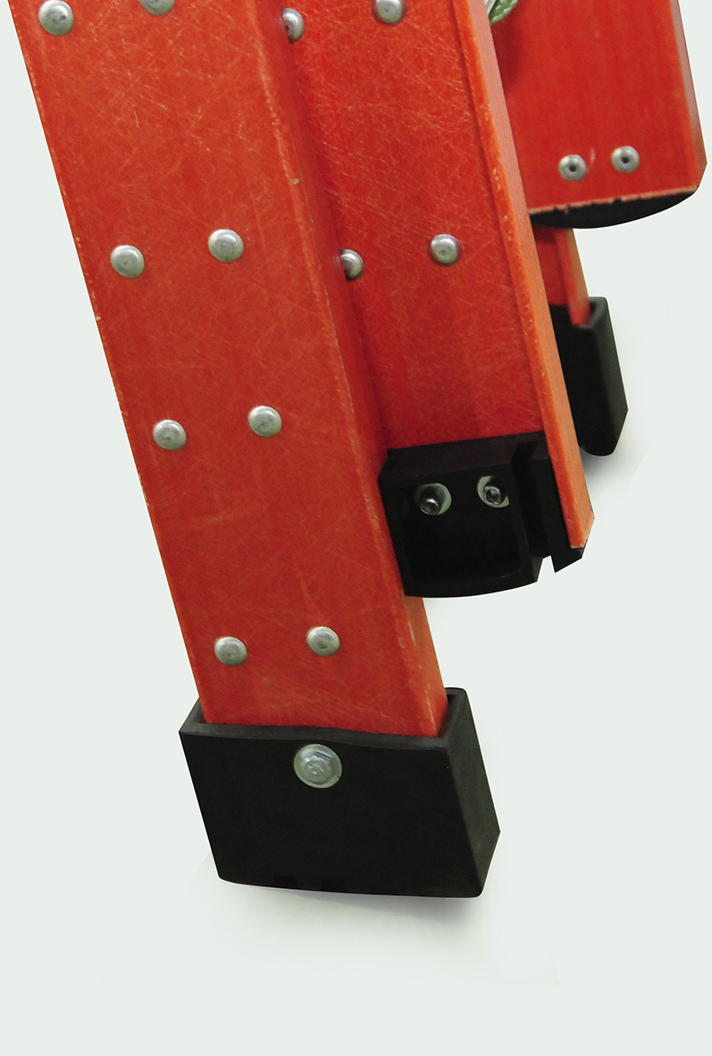 Insulated Riveted D-Rung Extension Ladder Imagem  - 6