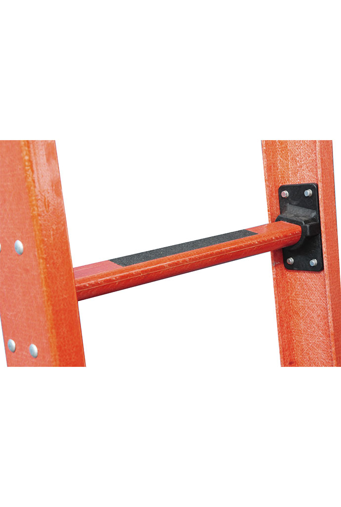 Insulated Riveted D-Rung Straight Ladder Imagem  - 3