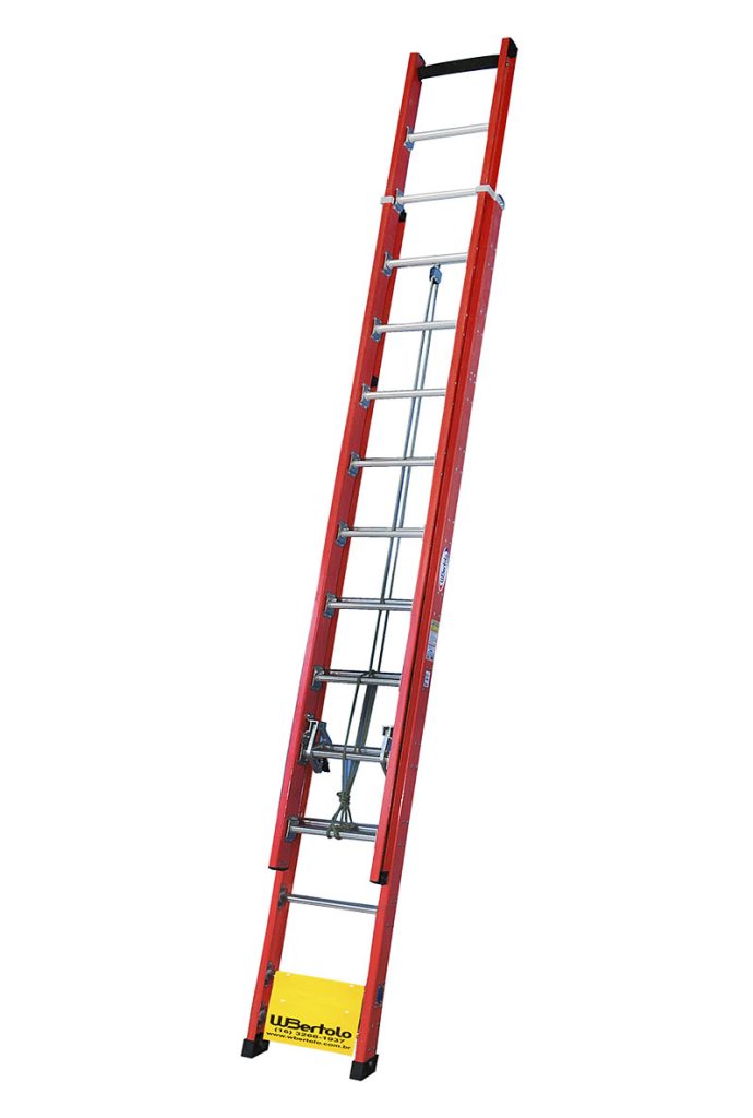 Riveted D-Rung Extension Ladder